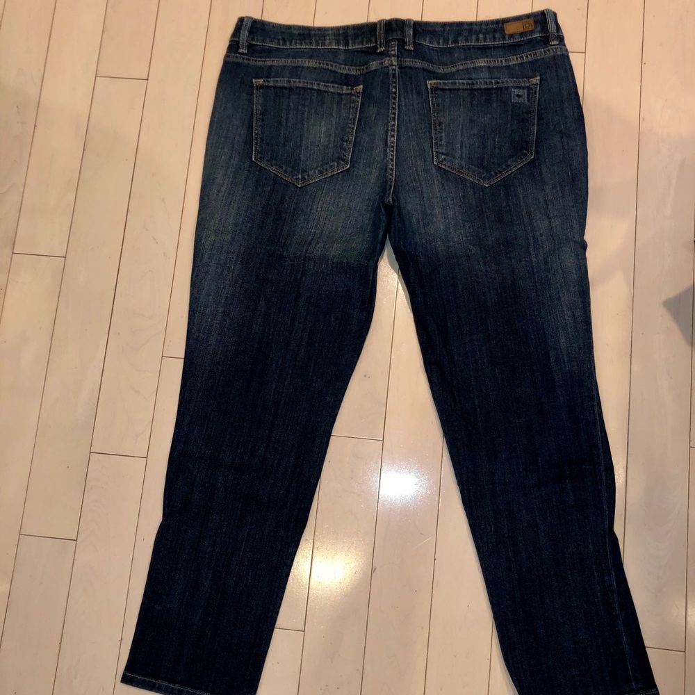 Jeans - Picture 4 of 5